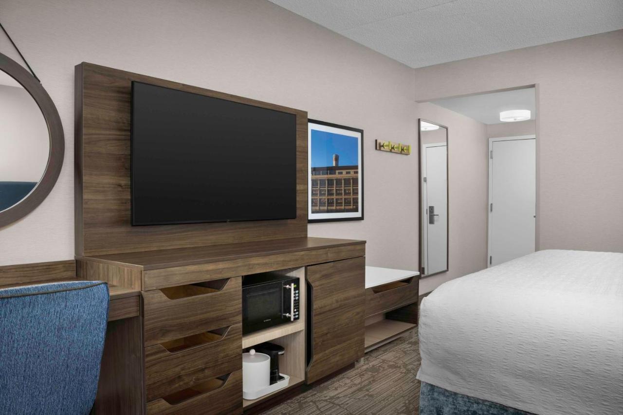 Hampton Inn Easton Exteriér fotografie